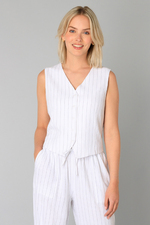 YEST vest Tekla