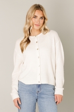 Base Level vest Yuli
