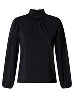 Yest Curve shirt Hadisa