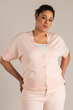 Yest Curve vest Nashira