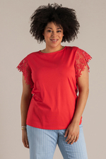 Yest Curve shirt Nusha