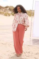 Yest Curve blouse Lior