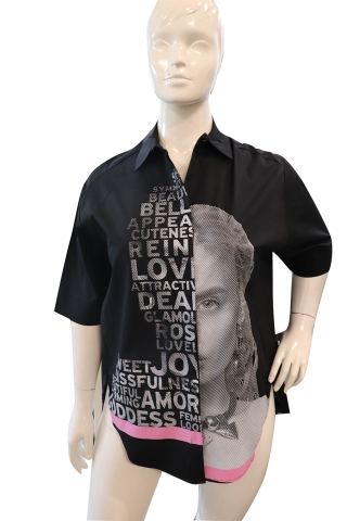 Mat fashion blouse grote opdruk | 77013010blacL/XL=50-54&nbsp;